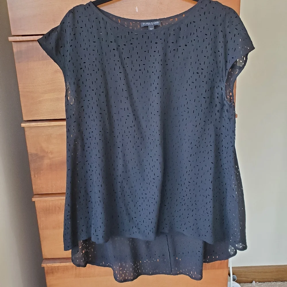 Eileen Fisher Short sleeve black silk blouse - Picture 2 of 4